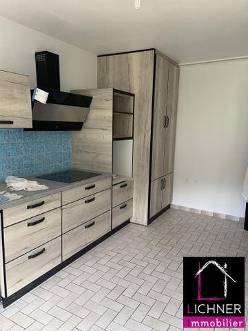 Location Appartement 5 pièces 122m² ST AVOLD 57500 - Photo 2