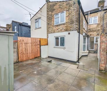 1 Bed Flat, Evesham Road, E15 - Photo 6