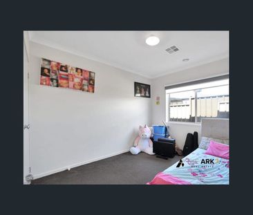 A beautiful 4 bedroom house for rent! - Photo 6