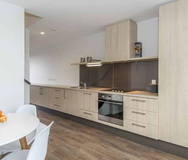 City Living At It's Finest - Photo 5