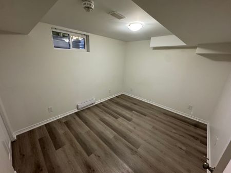 For Lease - 37 Wood Drive, Whitby, Ontario - Photo 4