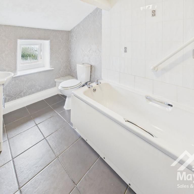 2 bedroom cottage to rent - Photo 1