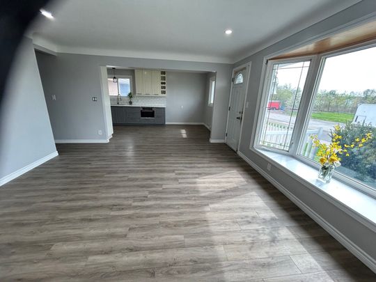 For Lease - 6 Park Avenue Unit# Upper, St. Catharines, Ontario - Photo 1