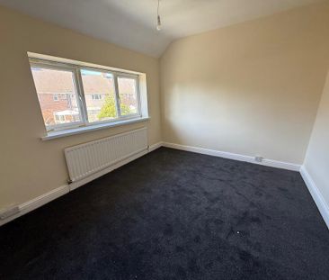 3 bedroom semi-detached house to rent - Photo 6