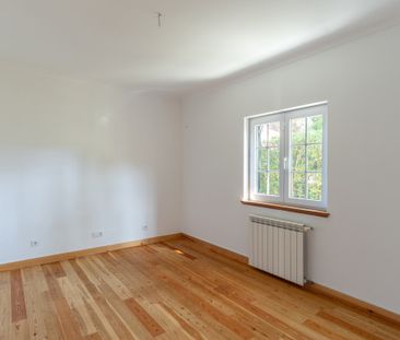 Arrendamento Moradia T5+1 com piscina Quinta da Marinha Norte - Photo 4