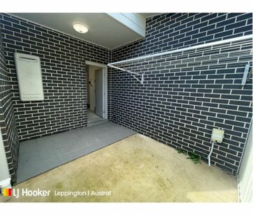 CENTRAL LOCATION - Photo 4