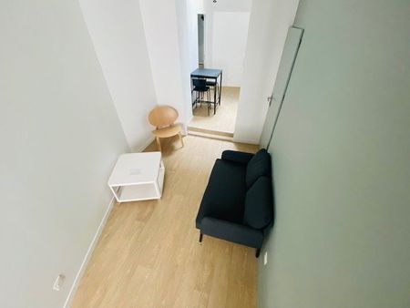 : Appartement 27.8 m² à ST ETIENNE - Photo 5