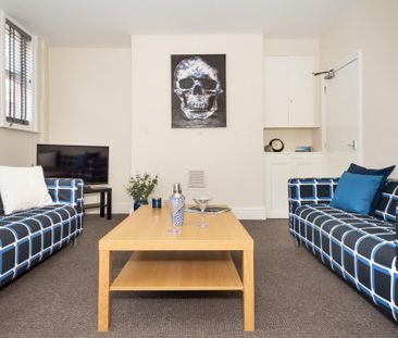 5 bedroom terraced house to rent - Photo 1