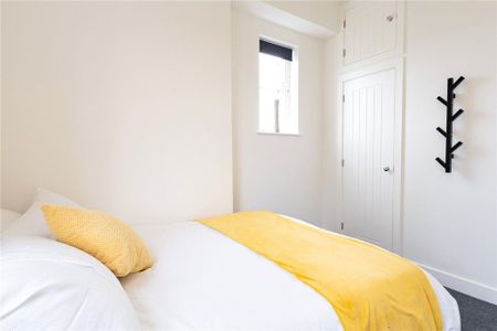 3 bedroom apartment to rent - Photo 3