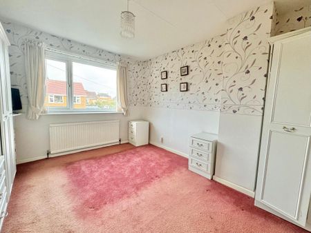 3 bedroom semi-detached house to rent - Photo 5