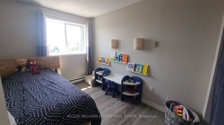 For Lease - 43 Taunton Road Unit# 48, Oshawa, Ontario - Photo 5