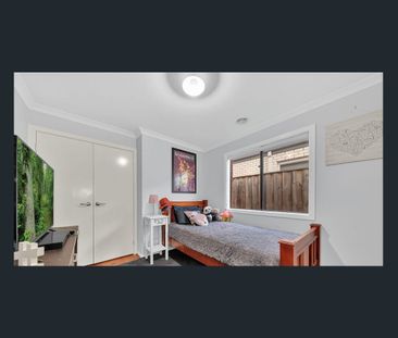 102 Athletic Circuit, Clyde, Vic 3978 - Photo 6