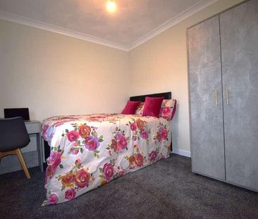 Northfields, Norwich, Norfolk, NR4 - Photo 2