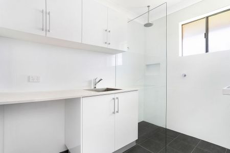 Fully Renovated Unit - Photo 5