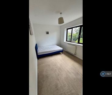 3 bedroom terraced house to rent - Photo 6