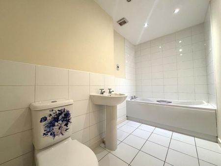 2 bedroom flat to rent - Photo 5