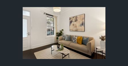 Charming Victorian Terrace in Prime City-Fringe Location - Photo 2