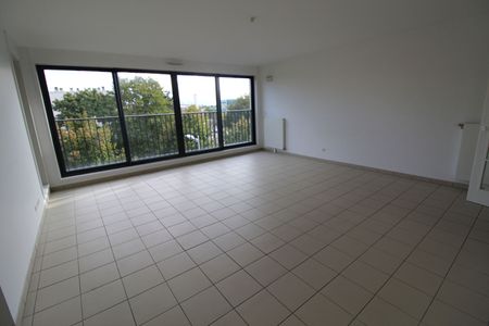 Location appartement 4 pièces, 115.66m², Dijon - Photo 2