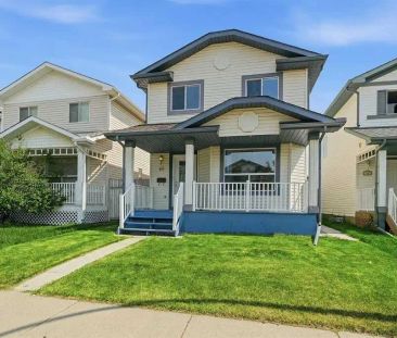 Beautiful 3 Bedroom Home in Arbour Lake – Double Garage, Finished B... - Photo 1
