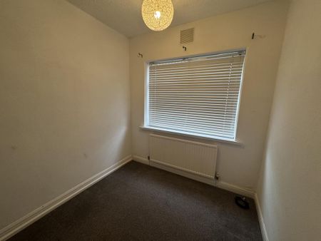 2 bedroom semi-detached bungalow to rent - Photo 5