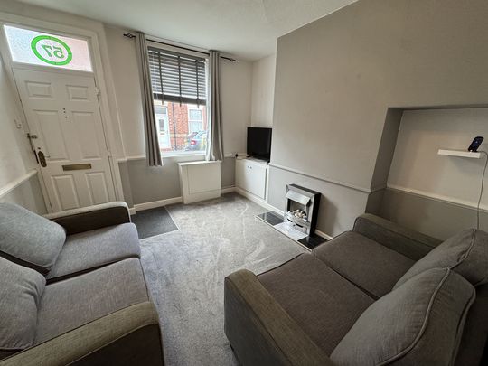 Rosebery Street, Leeman Road - P10625 - Photo 1