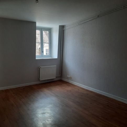 Location Appartement 2 pièces 46 m² La Châtre - Photo 1