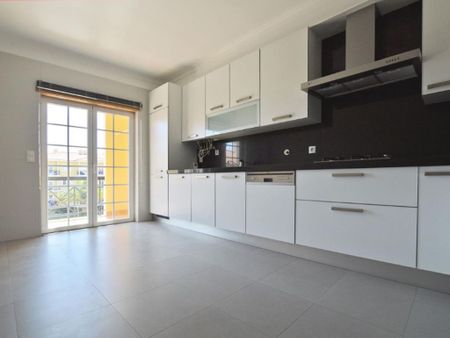 Apartamento T3 em condomínio com piscina e jardim na Beloura - Photo 2