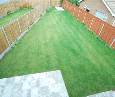 The Street, Beck Row, Bury St. Edmunds, Suffolk, IP28 - Photo 6