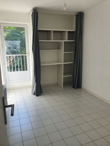 Maison 84 m2 avec cour - Photo 2