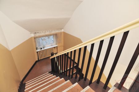 Kawalerka świeżo po remoncie (437392) - Zdjęcie 3