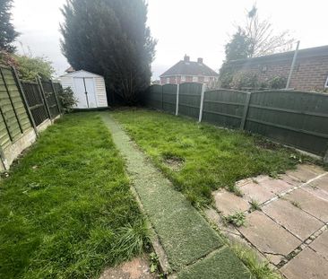 2 bedroom ground floor maisonette to rent - Photo 3