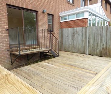 4 bedroom semi-detached house to rent - Photo 5