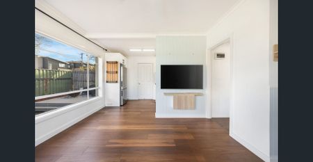 Easy Living in the Heart of Queanbeyan - Photo 2
