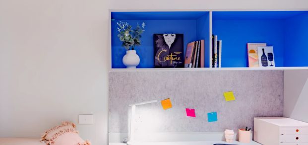 Private Studio Bronze - Photo 1