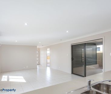 Four bedroom home with style, quality and value! - Photo 2