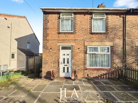 3 bed terraced house to rent in Bonchurch Street, Leicester, LE3 - Photo 3