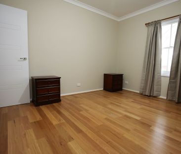 MODERN LOW-MAINTENANCE LIVING - Photo 1