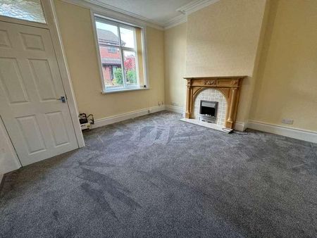 Rainshaw Street, Royton, OL2 - Photo 5