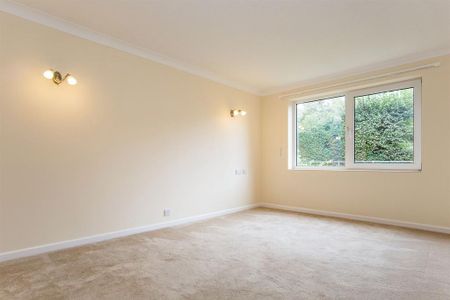 1 bedroom retirement property to rent - Photo 3