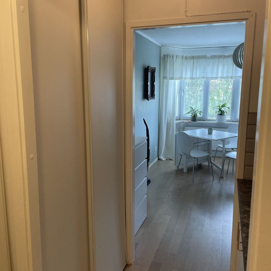 Västertorpsvägen, Hägersten - Photo 1