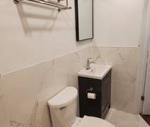 Toronto Bachelor Apt Available Utility Inclusive - Photo 4