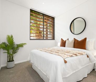 Light and Bright Executive One Bedroom Apartment - Photo 3