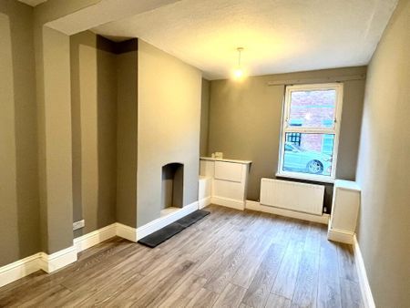 43 Dunvegan Street, Belfast, BT6 8GE - Photo 2