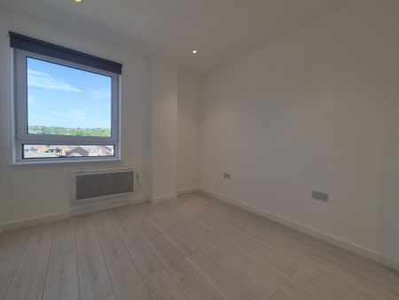 Priest Street, Old Hill, Cradley Heath, B64 - Photo 2