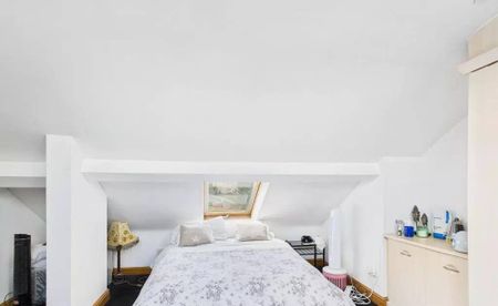 3 bed terraced house to rent Fitzwilliam Street, Swinton S64 - Photo 3