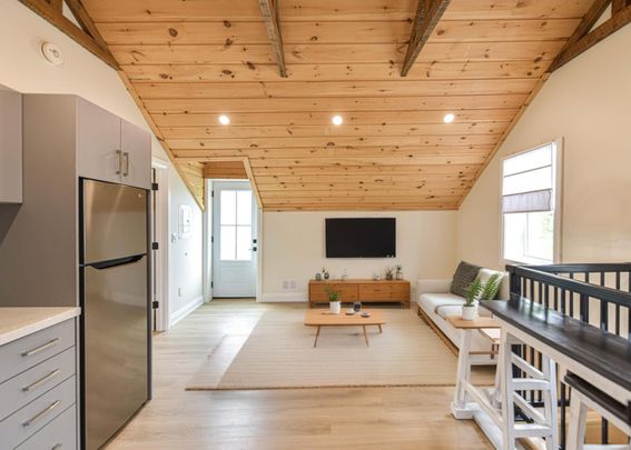 For Lease - 274 Mississaga Street Unit# Unit B, Orillia, Ontario - Photo 1