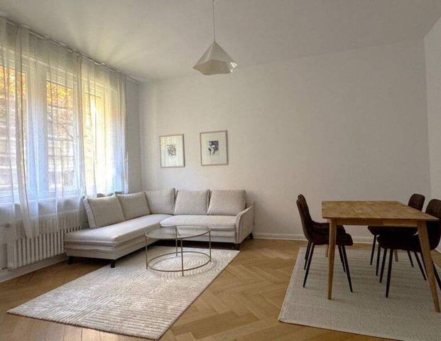 ERSTBEZUG nach umfassender Sanierung in Berlin Wilmersdorf! - Photo 1