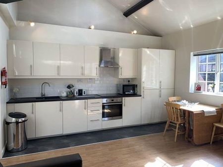 Thornton Court, Forth Place, Newcastle Upon Tyne - Photo 5