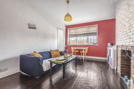 Crown Point, Beulah Hill, Norwood, SE19 - Photo 2