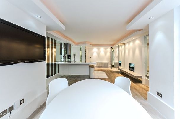 2 Bed Flat, Lindfield Gardens, NW3 - Photo 1